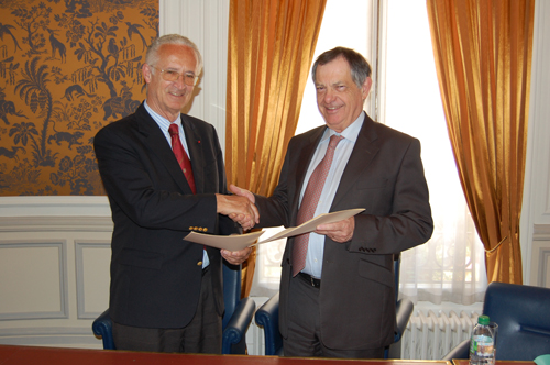 IFHA signs an official agreement with the OIE